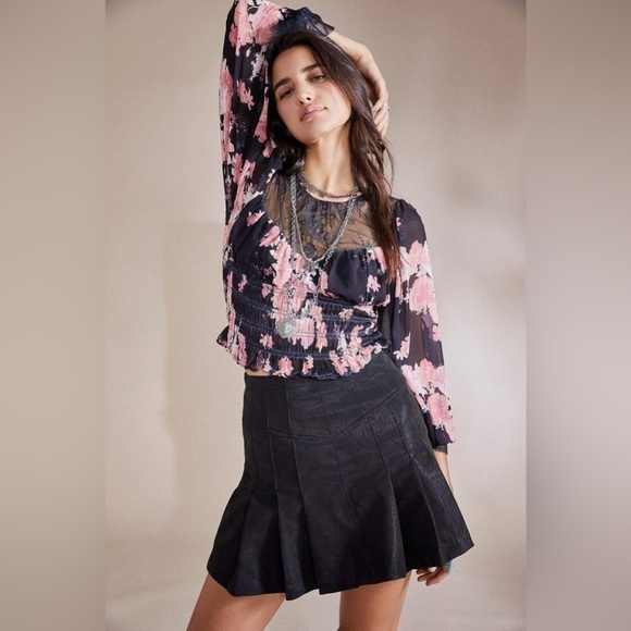 Free People Daphne Blouse Sz. Large NWOT - Picture 7 of 15